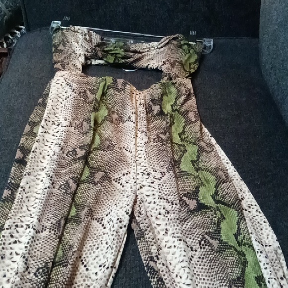 Women's jumpsuit 2B - Picture 2 of 3